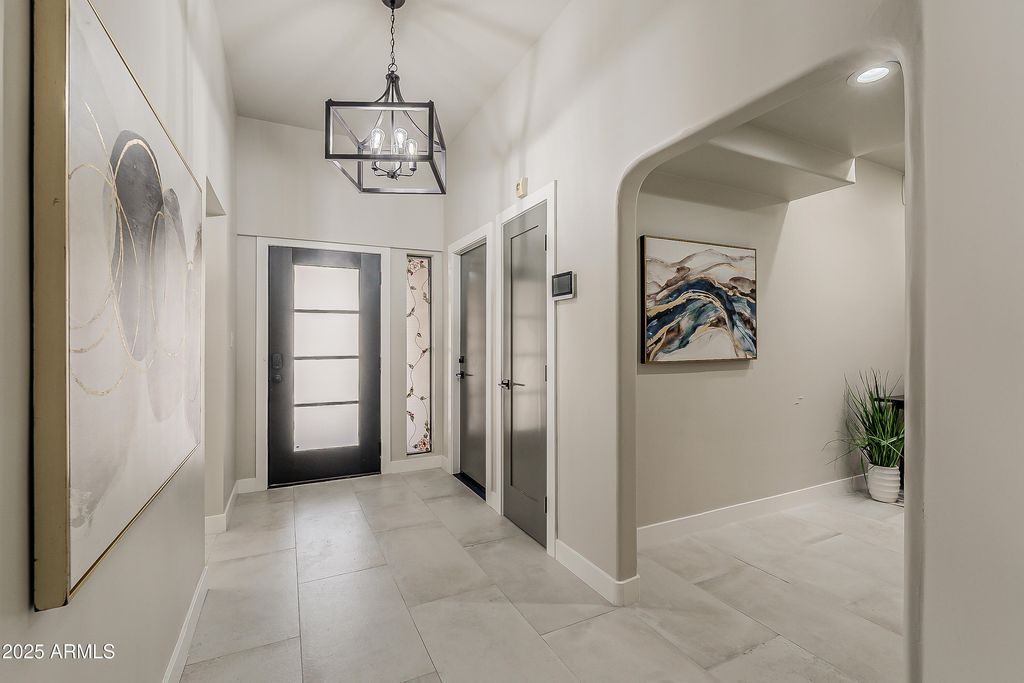 2043 W NOPAL Avenue, Mesa, AZ 85202 — photo 5