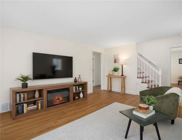 200 Bracken Street, Cranston, RI 02920