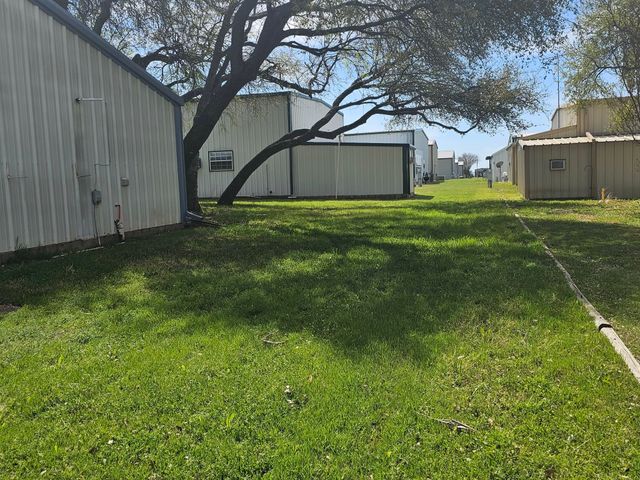 149 Bluebird Drive, Whitney, TX 76692