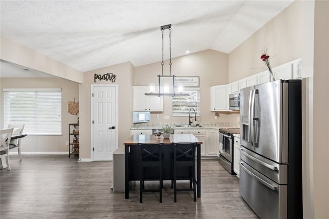 211 Blue Quail Place, Trenton, OH 45067