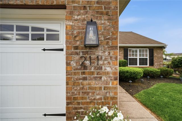 211 Blue Quail Place, Trenton, OH 45067
