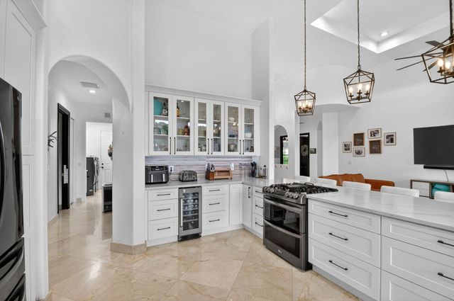 10337 Trianon Place, Wellington, FL 33449