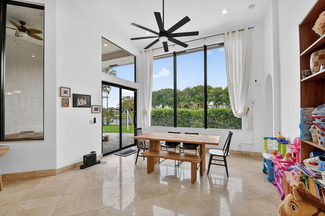 10337 Trianon Place, Wellington, FL 33449