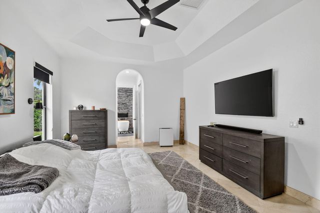 10337 Trianon Place, Wellington, FL 33449