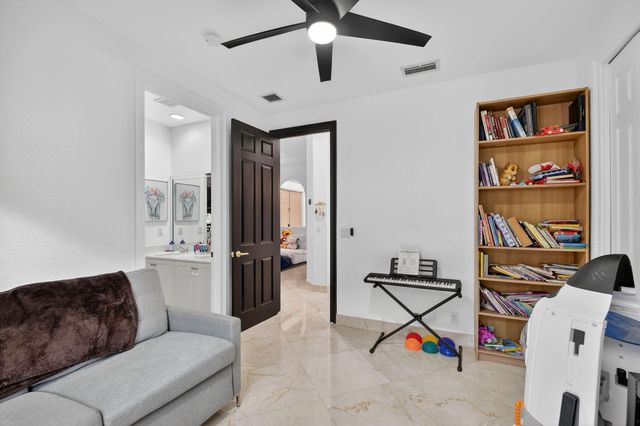 10337 Trianon Place, Wellington, FL 33449