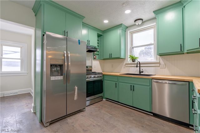 1322 12th Street NW, Canton, OH 44703