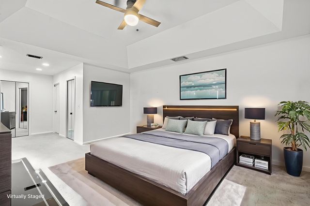 9 Atrium Circle A, Atlantis, FL 33462