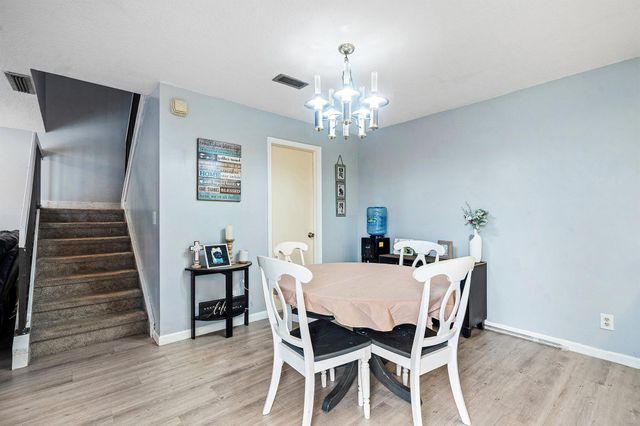 9 Atrium Circle A, Atlantis, FL 33462