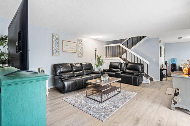 9 Atrium Circle A, Atlantis, FL 33462