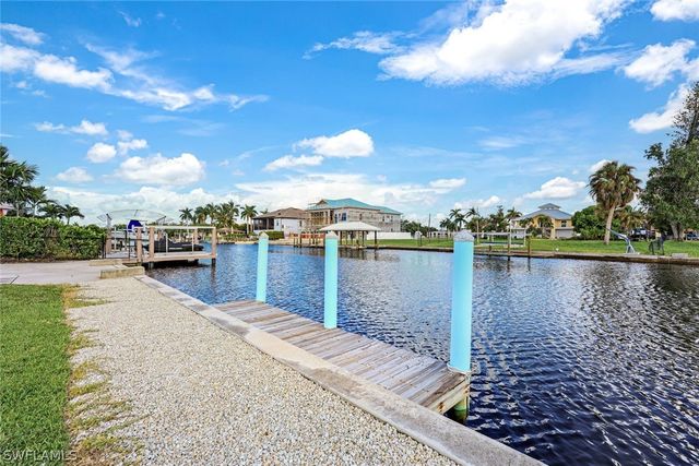 4862 Regal DR, Bonita Springs, FL 34134