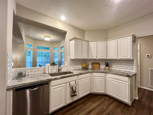 132 Piper Trail, The Woodlands, TX 77381