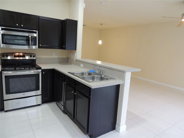 3344 W 91st Ter 3344, Hialeah, FL 33018