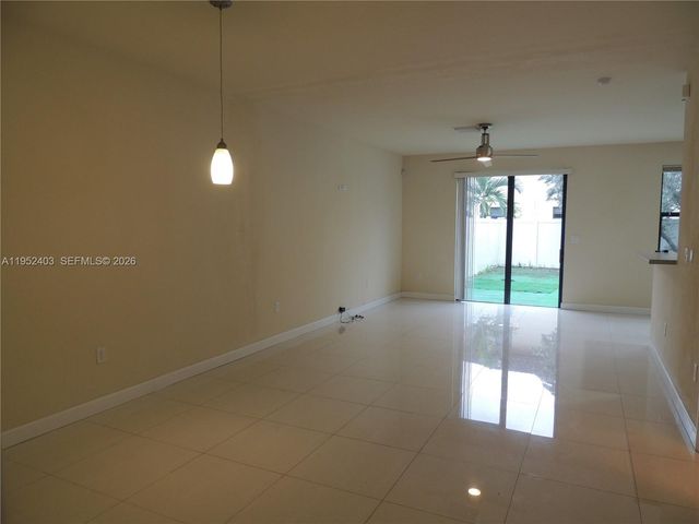 3344 W 91st Ter 3344, Hialeah, FL 33018