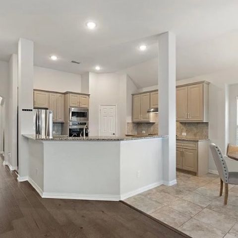 528 Shasta Street, Desoto, TX 75115