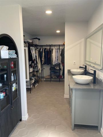 2325 LAUDERDALE COURT, Orlando, FL 32805