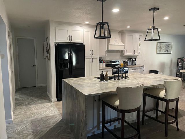 2325 LAUDERDALE COURT, Orlando, FL 32805