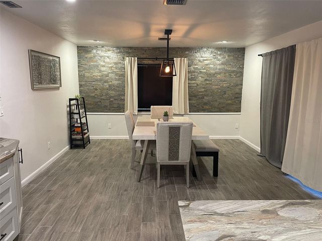 2325 LAUDERDALE COURT, Orlando, FL 32805