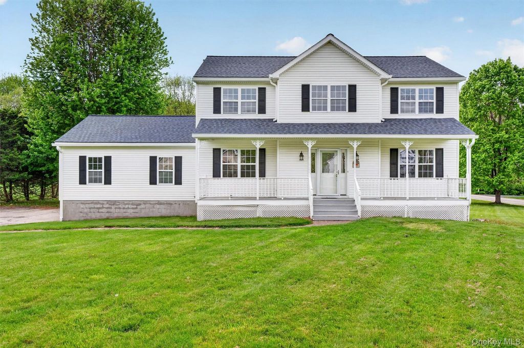 129 Moonlight Drive, Stormville, NY 12582