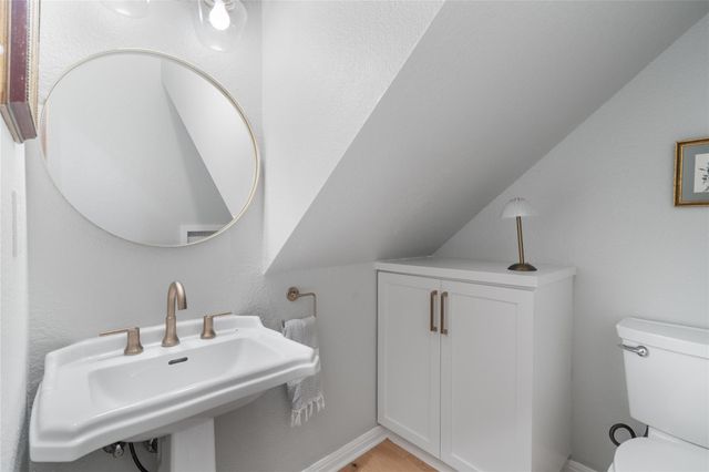 626 Canyon Rim DR, Dripping Springs, TX 78620