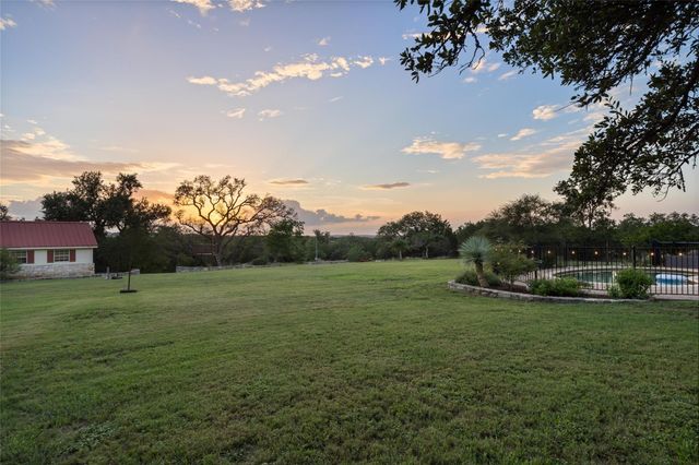 626 Canyon Rim DR, Dripping Springs, TX 78620
