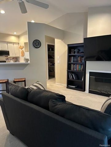 390 S Spring Brooke Drive 390, Brighton, MI 48116