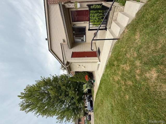 390 S Spring Brooke Drive 390, Brighton, MI 48116