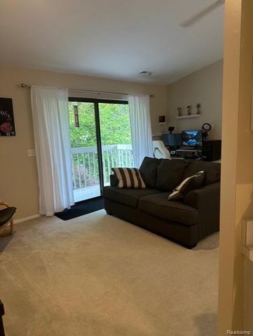 390 S Spring Brooke Drive 390, Brighton, MI 48116