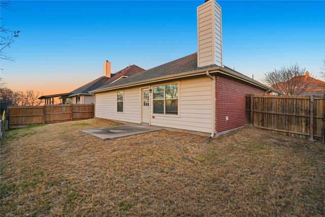 271 Lamar Drive, Lavon, TX 75166