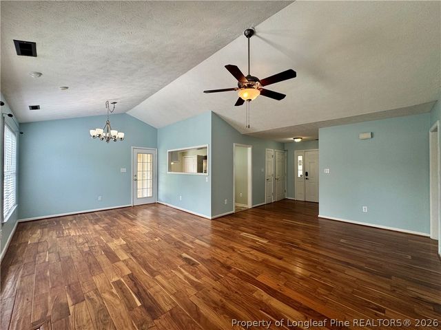 422 Jamestown Avenue, Fayetteville, NC 28303