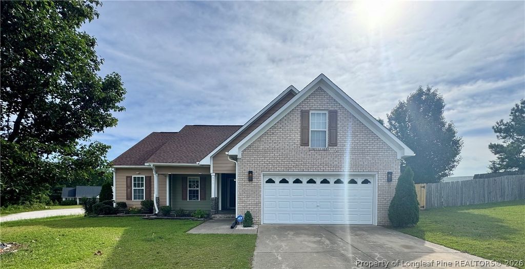 422 Jamestown Avenue, Fayetteville, NC 28303