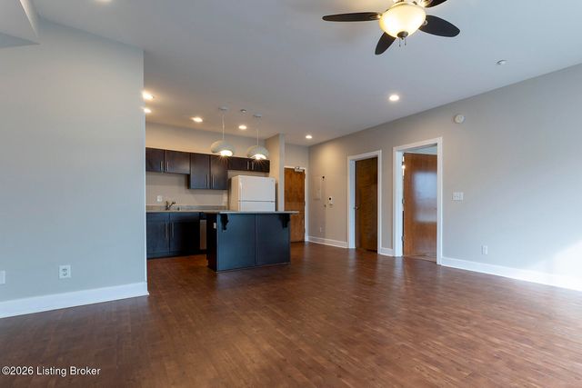 110 S Campbell St 213, Louisville, KY 40206