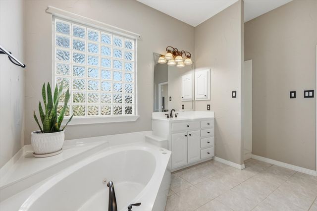 3308 Benbrook Cove, Corinth, TX 76208