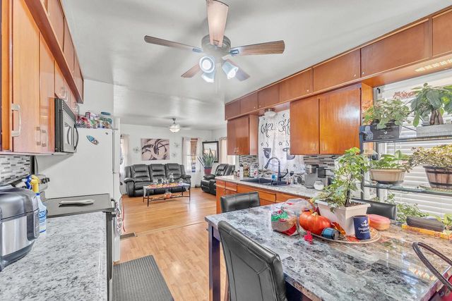 2109 W Oklahoma AVENUE, Milwaukee, WI 53215