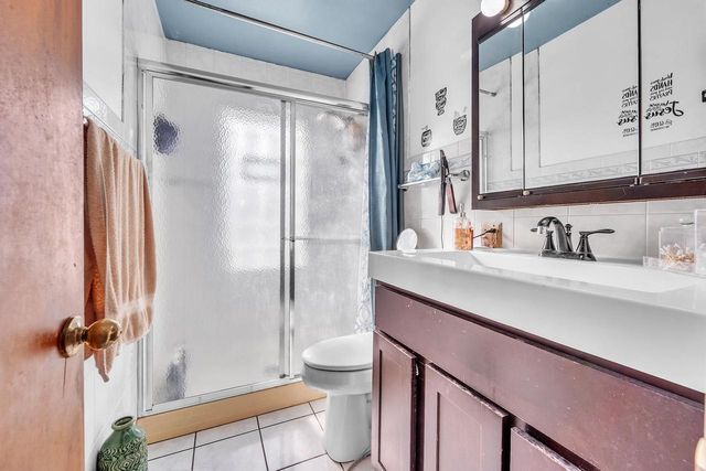 2109 W Oklahoma AVENUE, Milwaukee, WI 53215