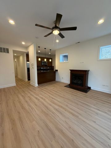 7733 N Marshfield Avenue 3, Chicago, IL 60626