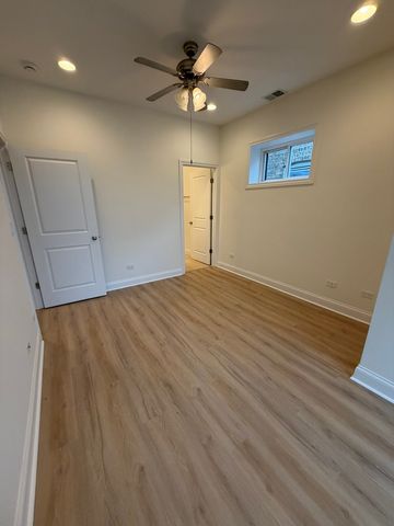 7733 N Marshfield Avenue 3, Chicago, IL 60626