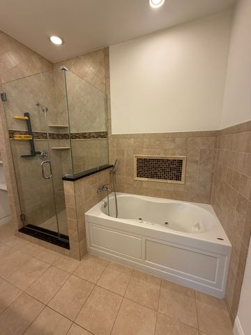 7733 N Marshfield Avenue 3, Chicago, IL 60626
