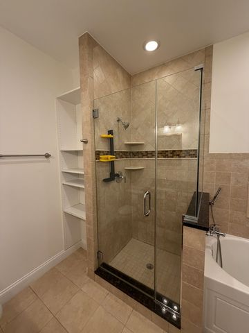 7733 N Marshfield Avenue 3, Chicago, IL 60626