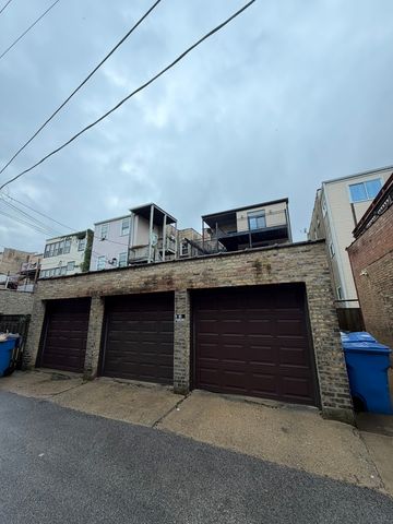 7733 N Marshfield Avenue 3, Chicago, IL 60626