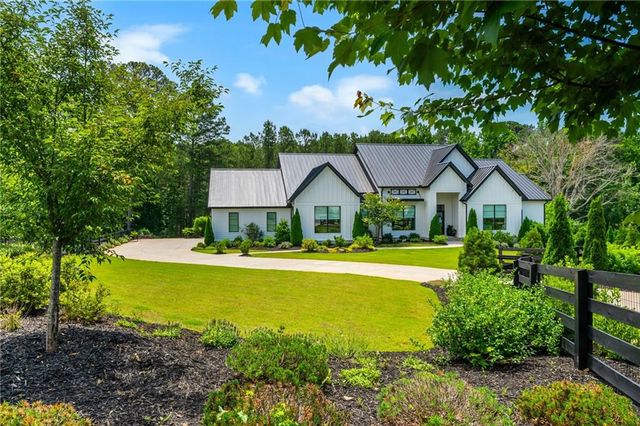 130 Von Lake Drive, Milton, GA 30004