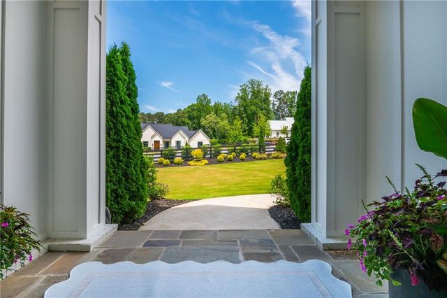 130 Von Lake Drive, Milton, GA 30004