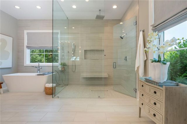 130 Von Lake Drive, Milton, GA 30004