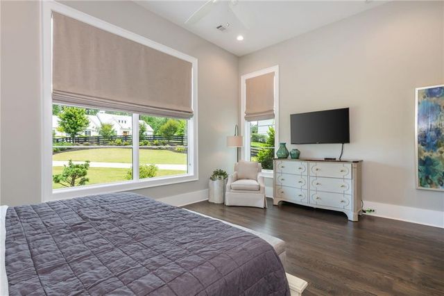 130 Von Lake Drive, Milton, GA 30004