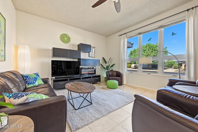 9121 W LONG HILLS Drive, Sun City, AZ 85351