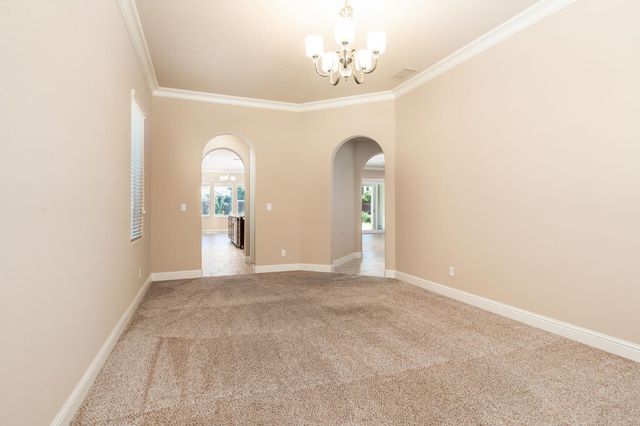 3264 Quincy Avenue, Clovis, CA 93619