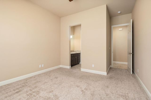 3264 Quincy Avenue, Clovis, CA 93619