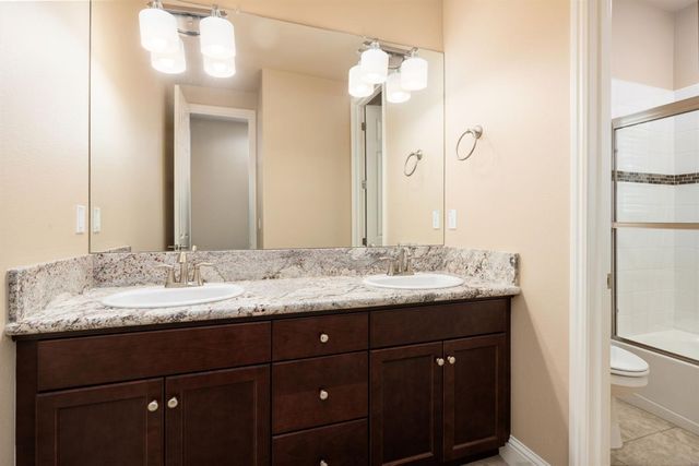 3264 Quincy Avenue, Clovis, CA 93619