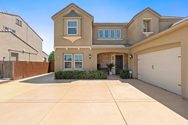 3264 Quincy Avenue, Clovis, CA 93619