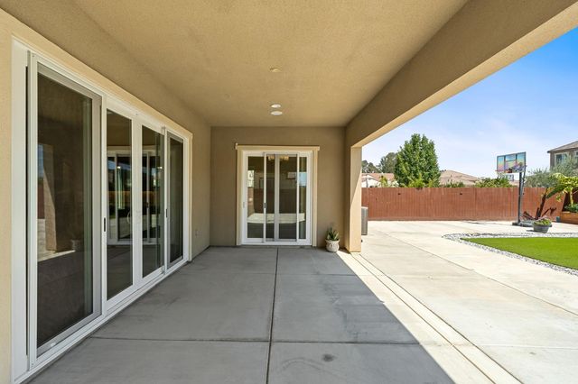3264 Quincy Avenue, Clovis, CA 93619