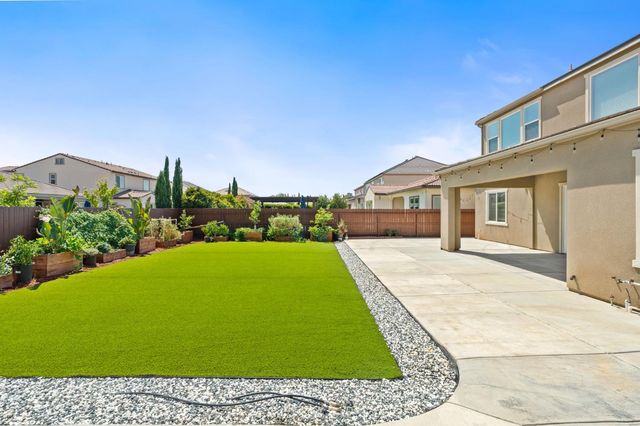 3264 Quincy Avenue, Clovis, CA 93619